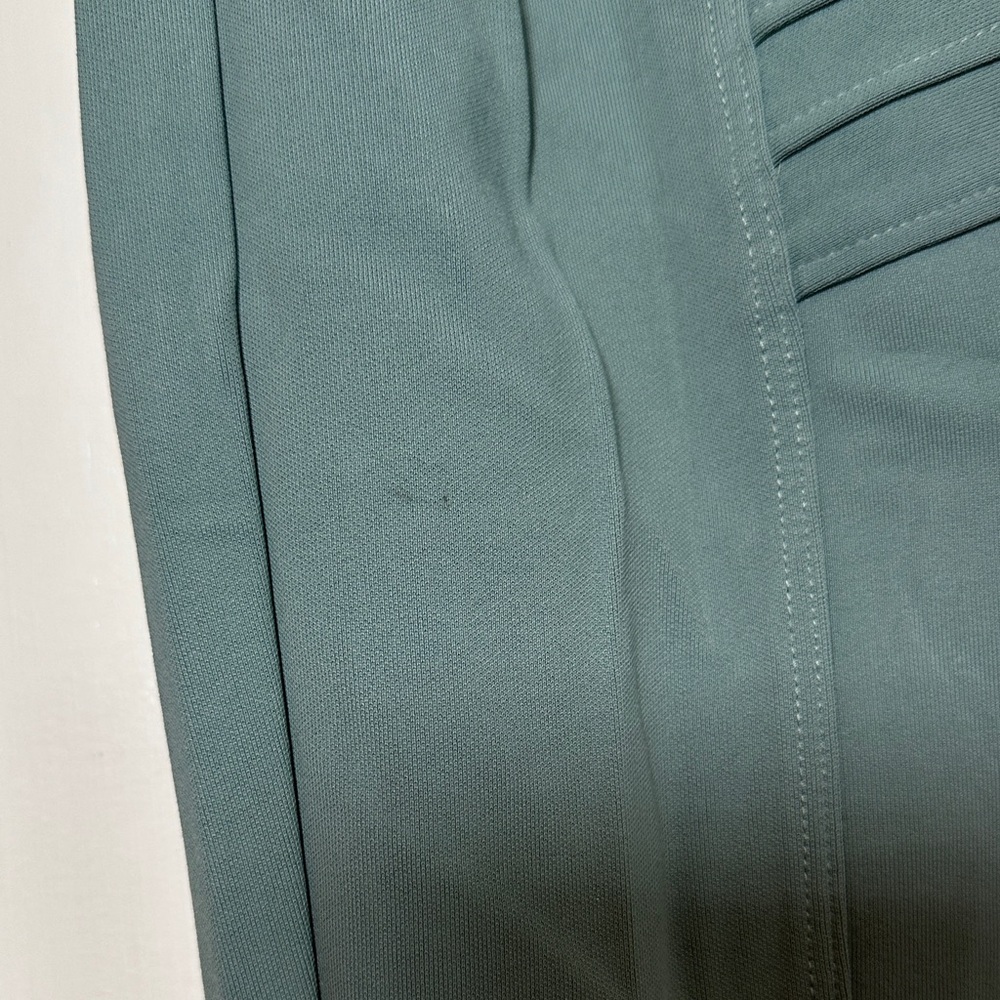 Athleta Delancey Moto Tight High Waisted Leggings in Sage Green Size Small - Picture 7 of 12